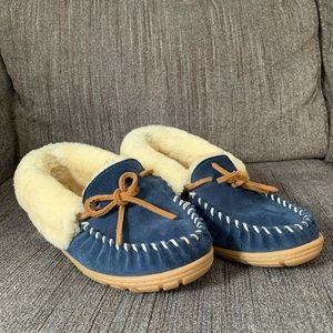LIGHTLY WORN llbean slippers